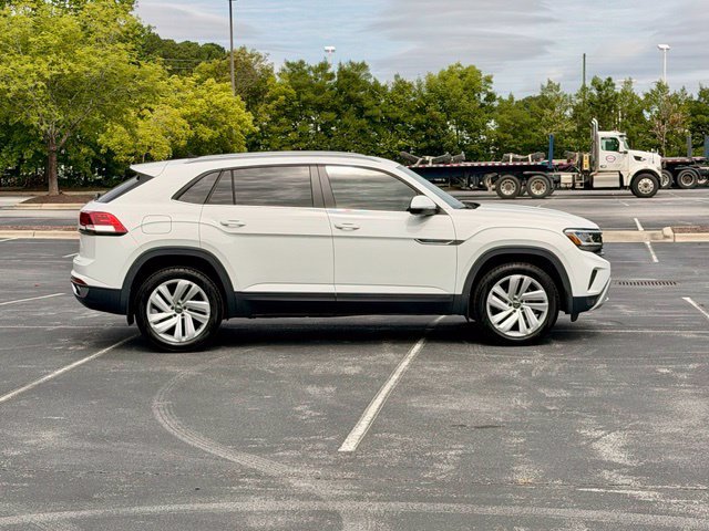 Used 2020 Volkswagen Atlas Cross Sport SE w/ Panoramic Sunroof Package FWD image 9