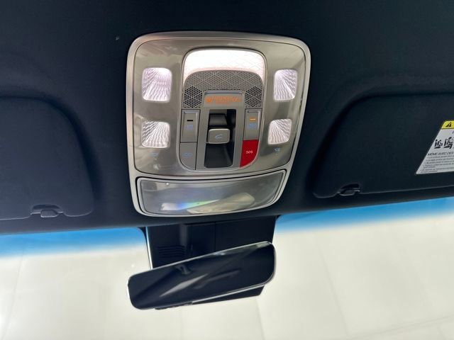 Used 2024 Genesis Electrified GV70 Advanced image 25