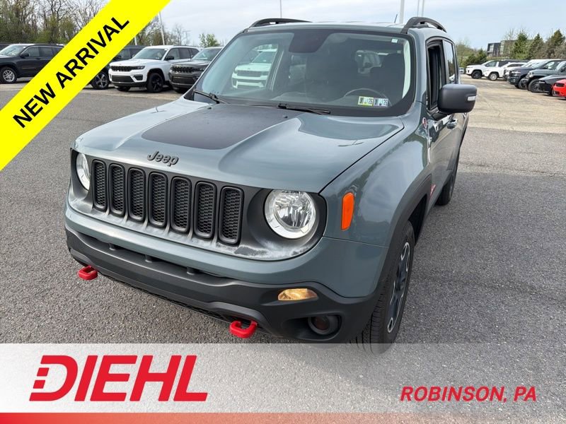 Certified 2016 Jeep Renegade Trailhawk image 2