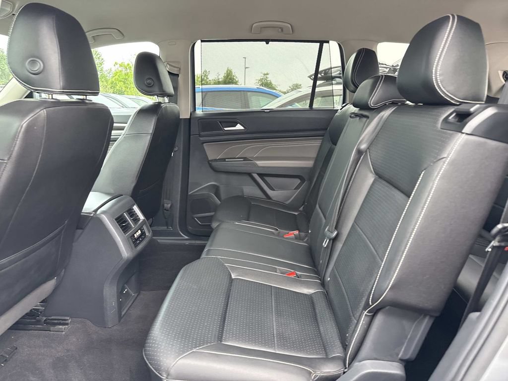Used 2023 Volkswagen Atlas SE AWD/4WD image 11
