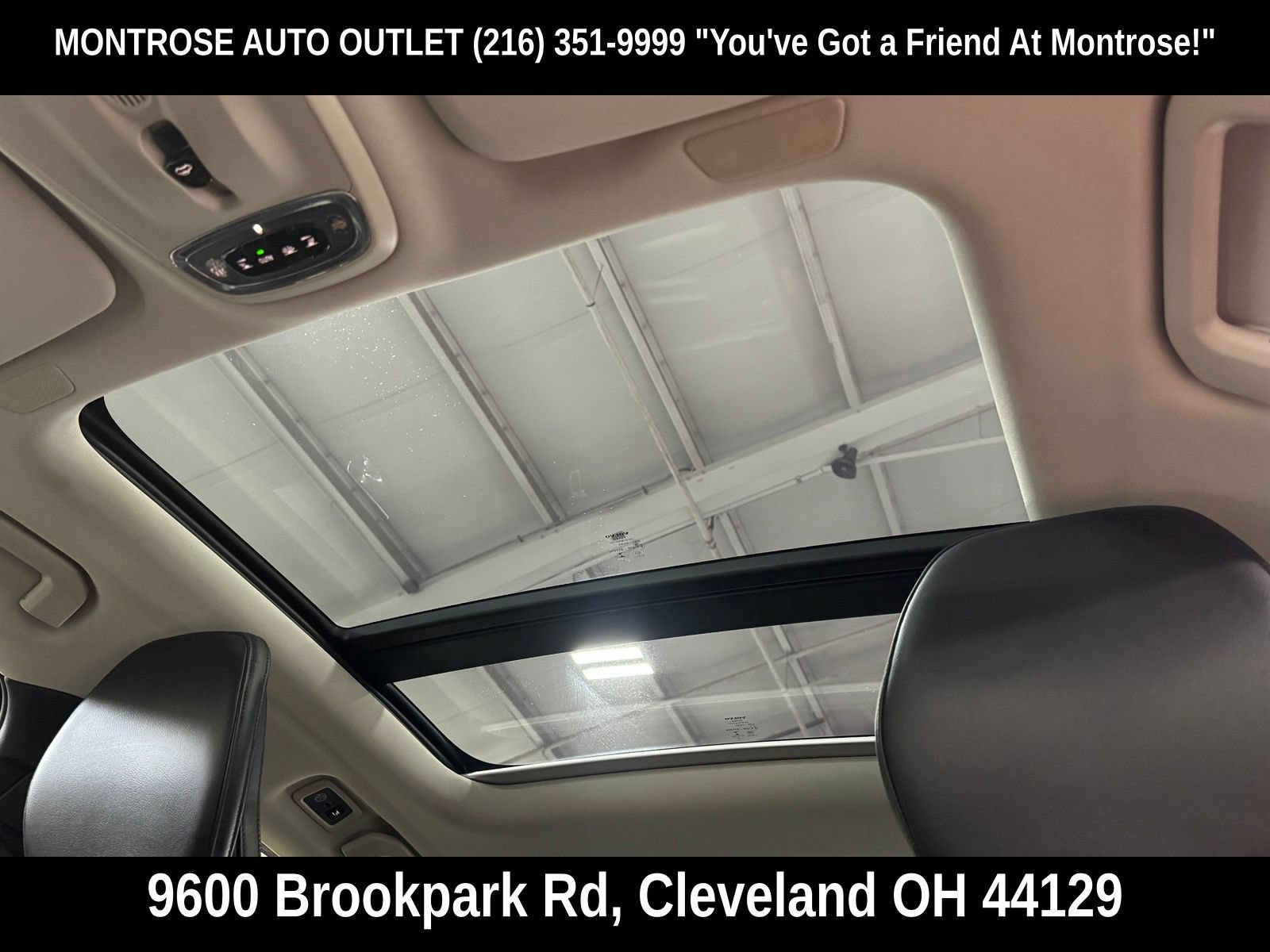 Used 2019 Volvo S60 T6 Momentum w/ Multimedia Package AWD/4WD image 32