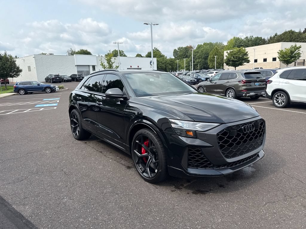 Used 2025 Audi RS Q8 performance AWD/4WD image 9