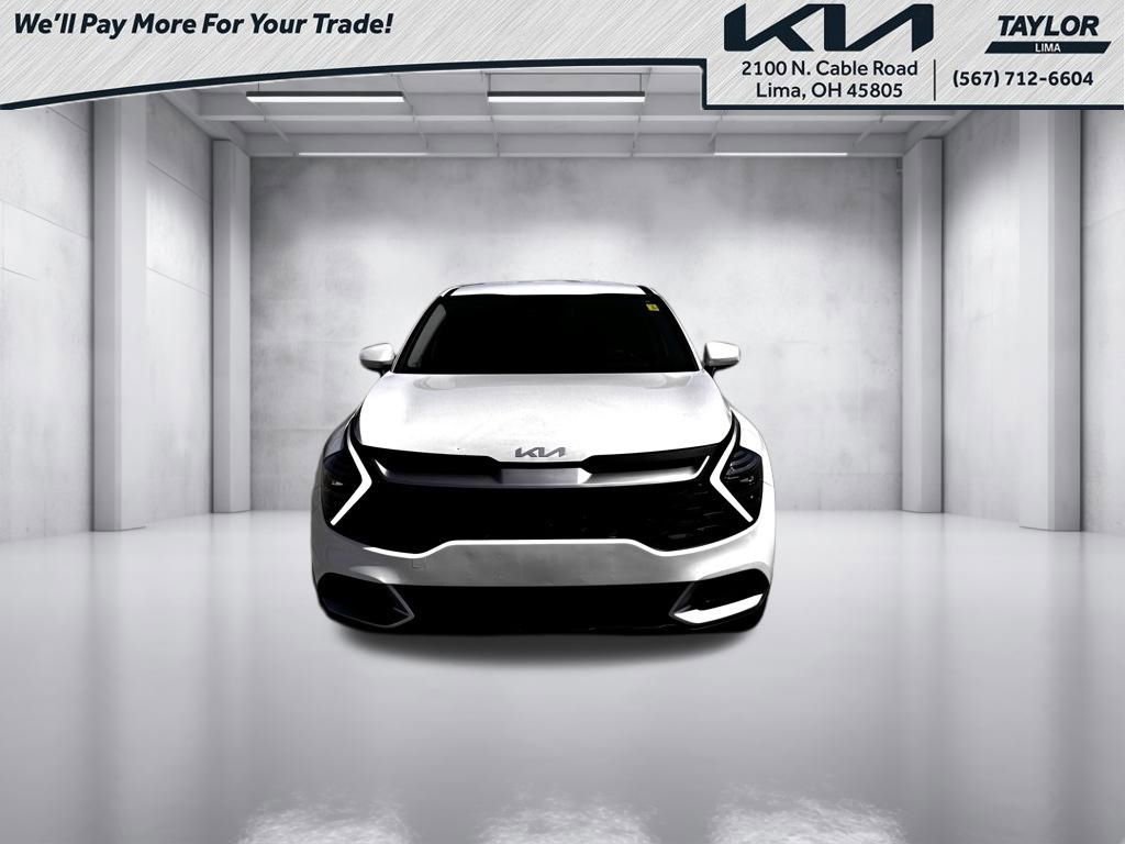 Used 2024 Kia Sportage LX image 4