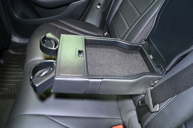 Used 2018 Mercedes-Benz GLC 300 4MATIC image 56