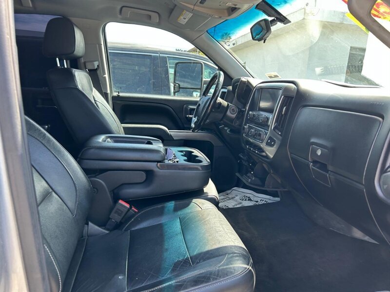 Used 2018 Chevrolet Silverado 1500 LT w/ All Star Edition RWD image 18