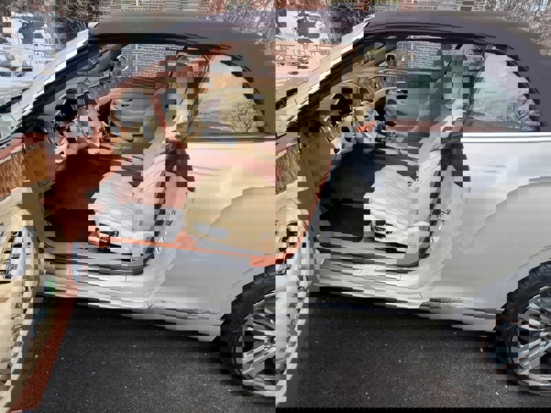 Used 2023 Bentley Continental GT image 31