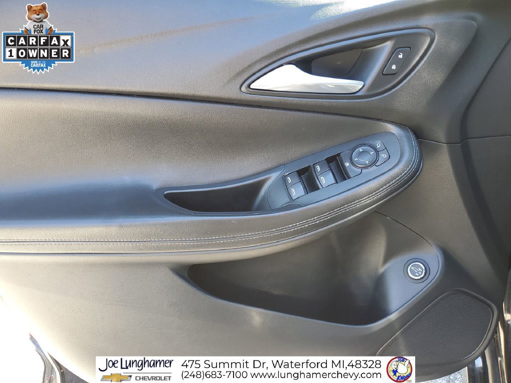 Used 2020 Buick Encore GX Select w/ Sport Touring Package FWD image 23