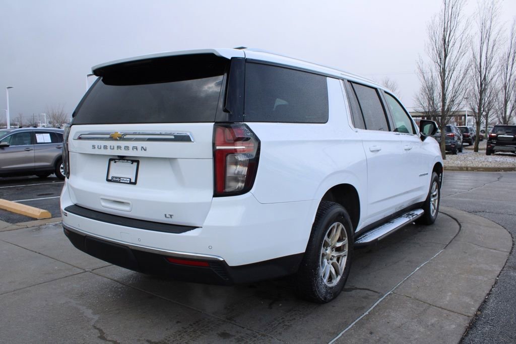 Used 2021 Chevrolet Suburban LT image 7