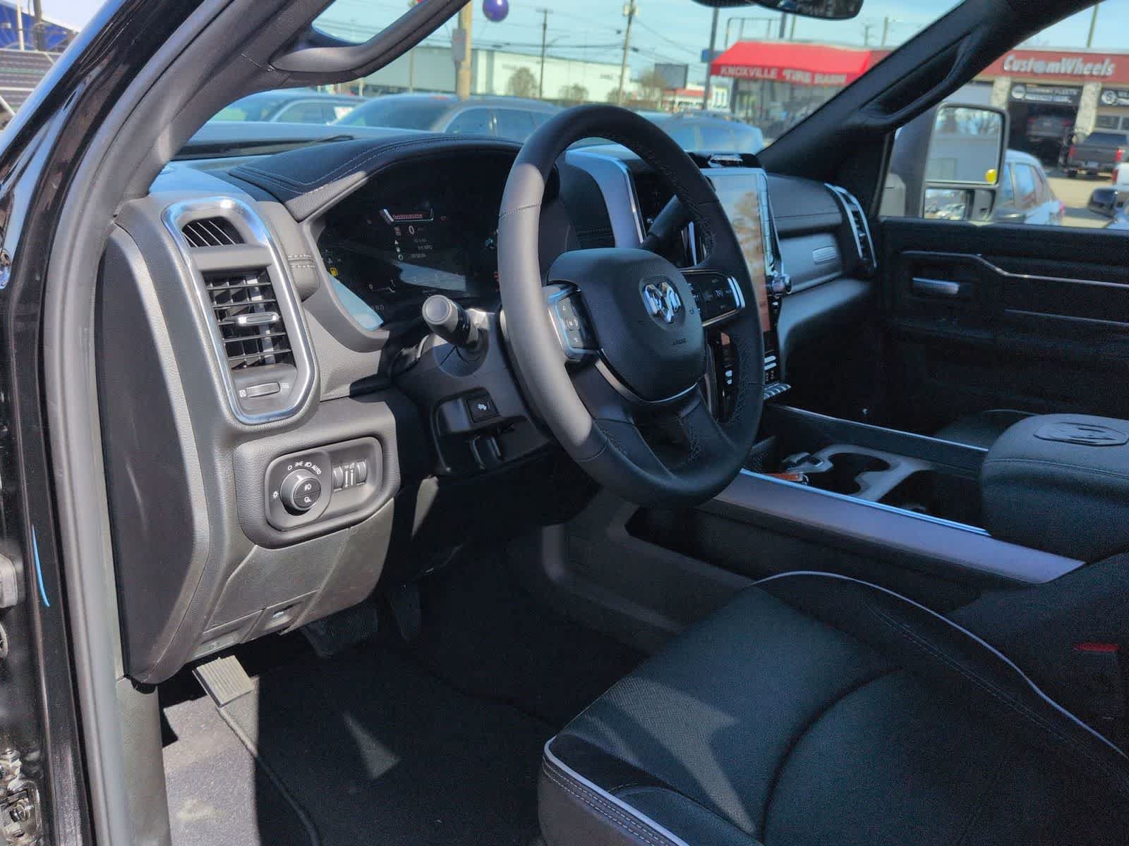 New 2026 RAM 2500 Laramie w/ Sport Appearance Package AWD/4WD image 10