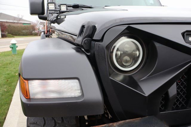 Used 2022 Jeep Wrangler Unlimited Sport image 4