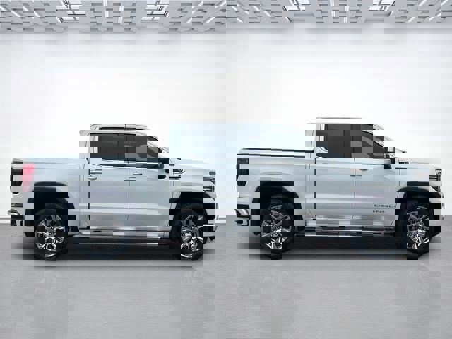 Used 2023 GMC Sierra 1500 Denali w/ Technology Package AWD/4WD image 3