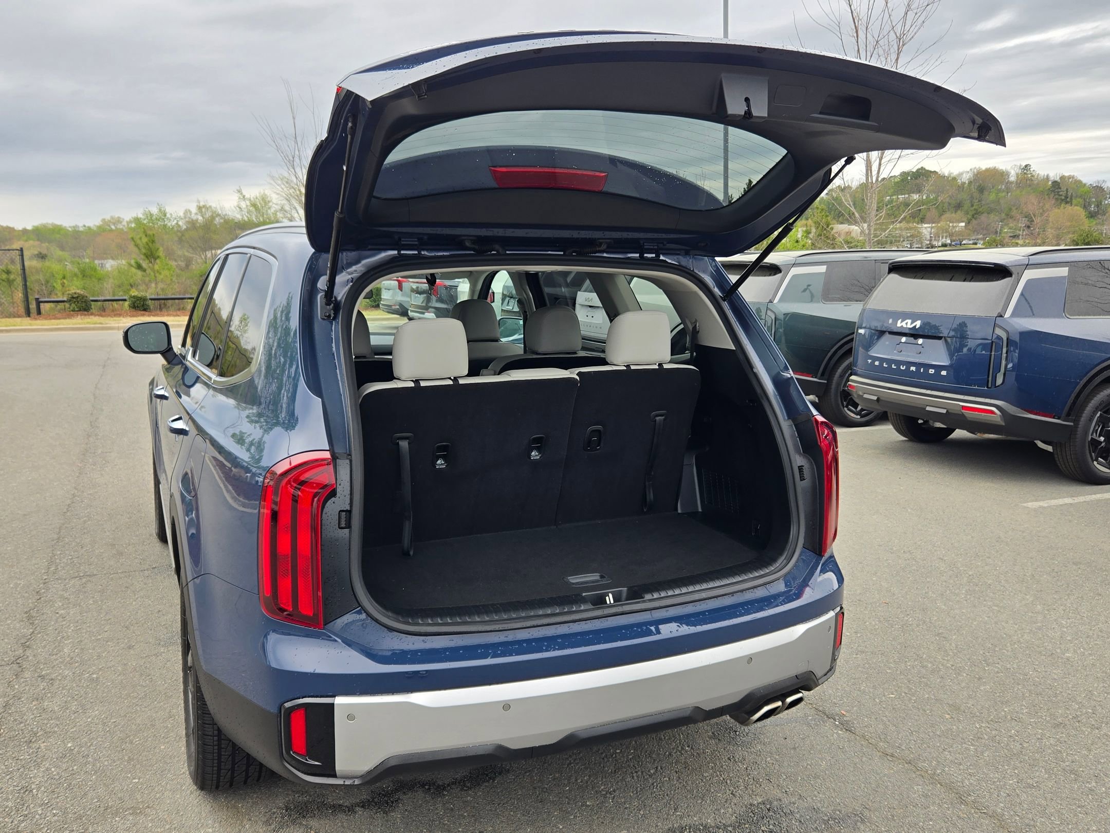 Used 2023 Kia Telluride S w/ S Sunroof Package image 18