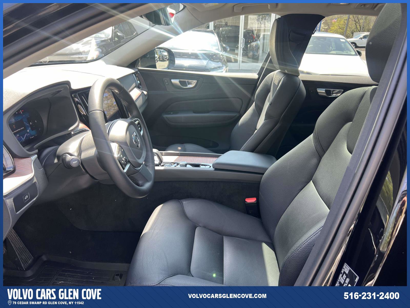 Certified 2024 Volvo XC60 B5 Plus w/ Protection Package Premier AWD/4WD image 14