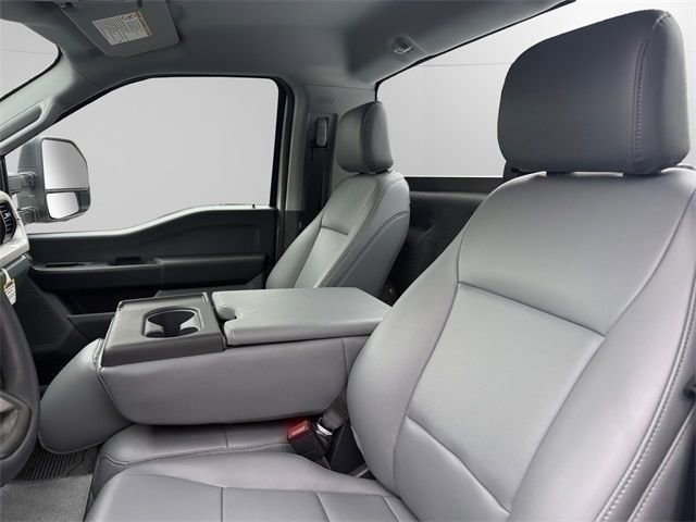 New 2025 Ford F250 XL w/ FX4 Off-Road Package AWD/4WD image 13