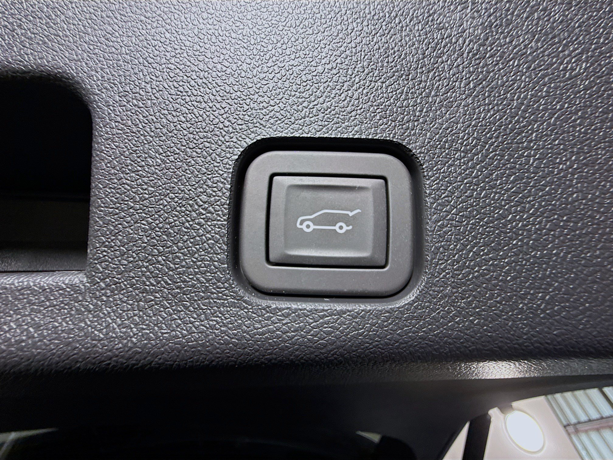 Used 2026 Chevrolet Traverse LT FWD image 44