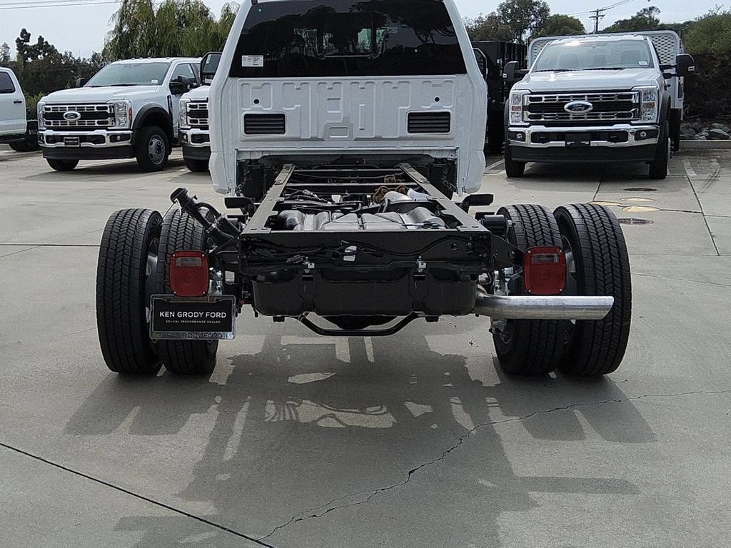 New 2026 Ford F450 XL w/ XL Chrome Package RWD image 21