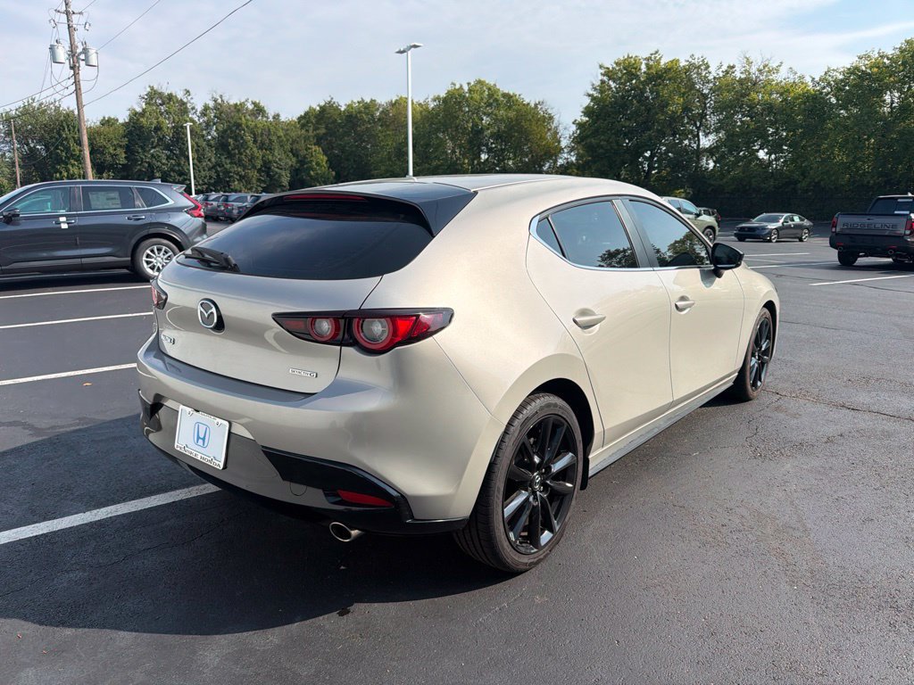 Used 2024 MAZDA MAZDA3 s FWD image 5