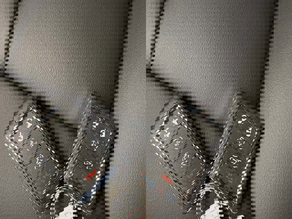 New 2025 Jeep Grand Cherokee L Limited image 26