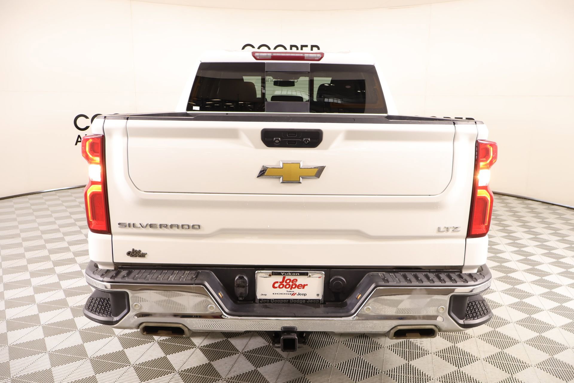 Used 2021 Chevrolet Silverado 1500 LTZ image 22