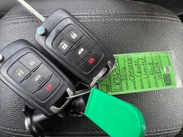 Used 2016 Chevrolet Cruze LT FWD image 21