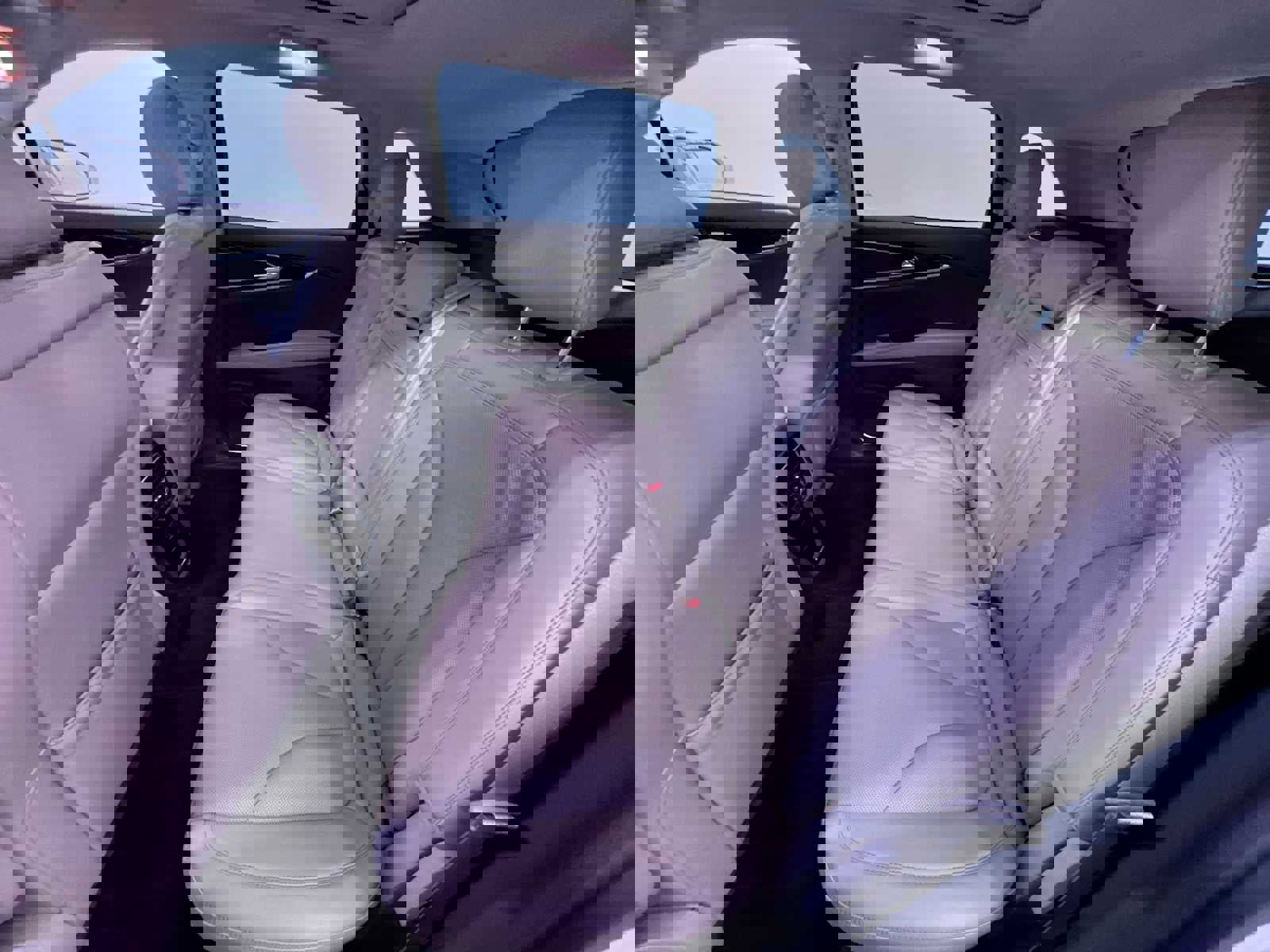 Used 2023 Lincoln Nautilus Reserve image 37