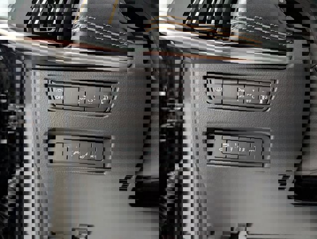 Certified 2025 MAZDA CX-90 Plug-In Hybrid w/ Premium Plus image 22