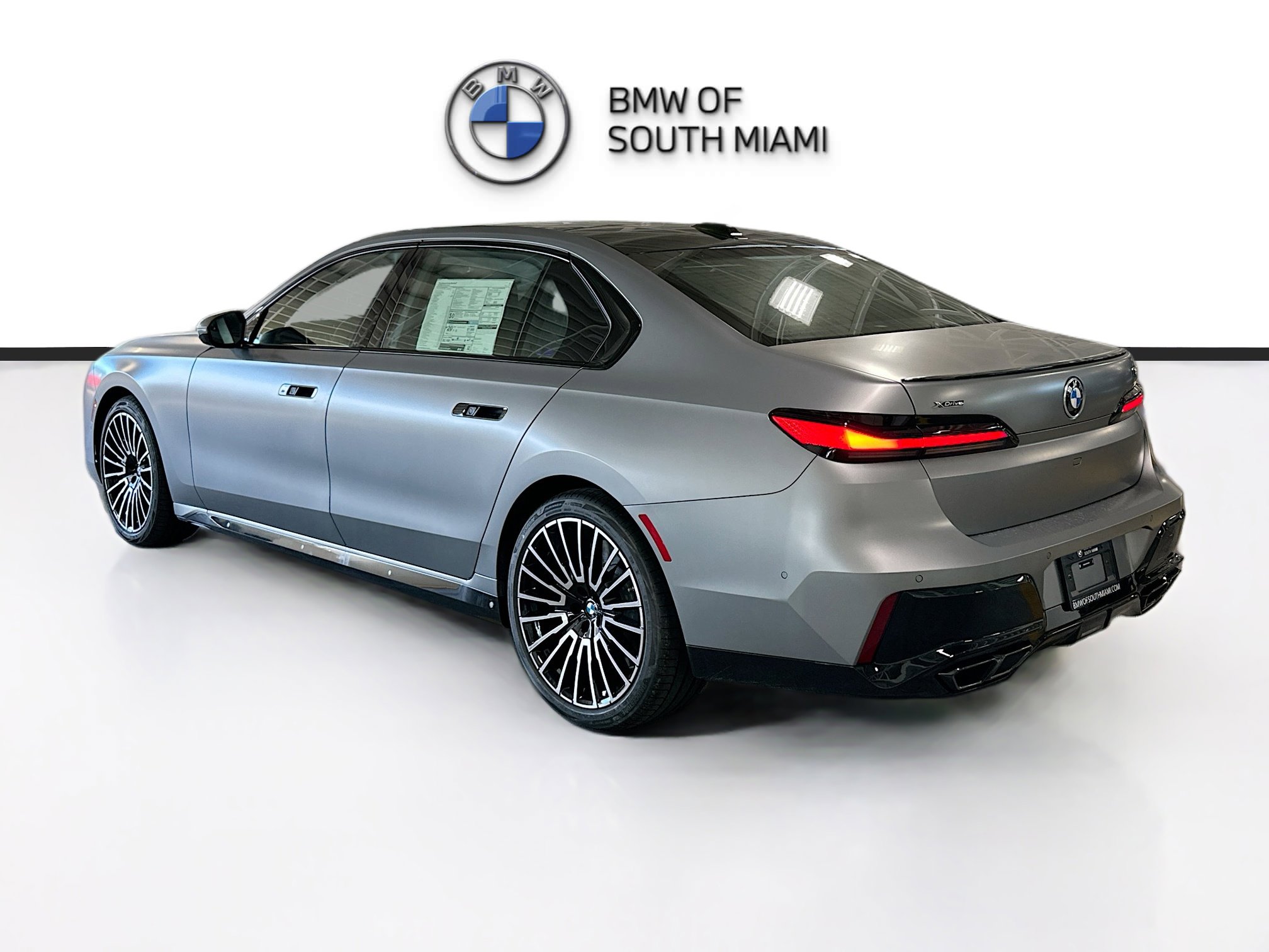New 2026 BMW 760i xDrive w/ Executive Package image 4