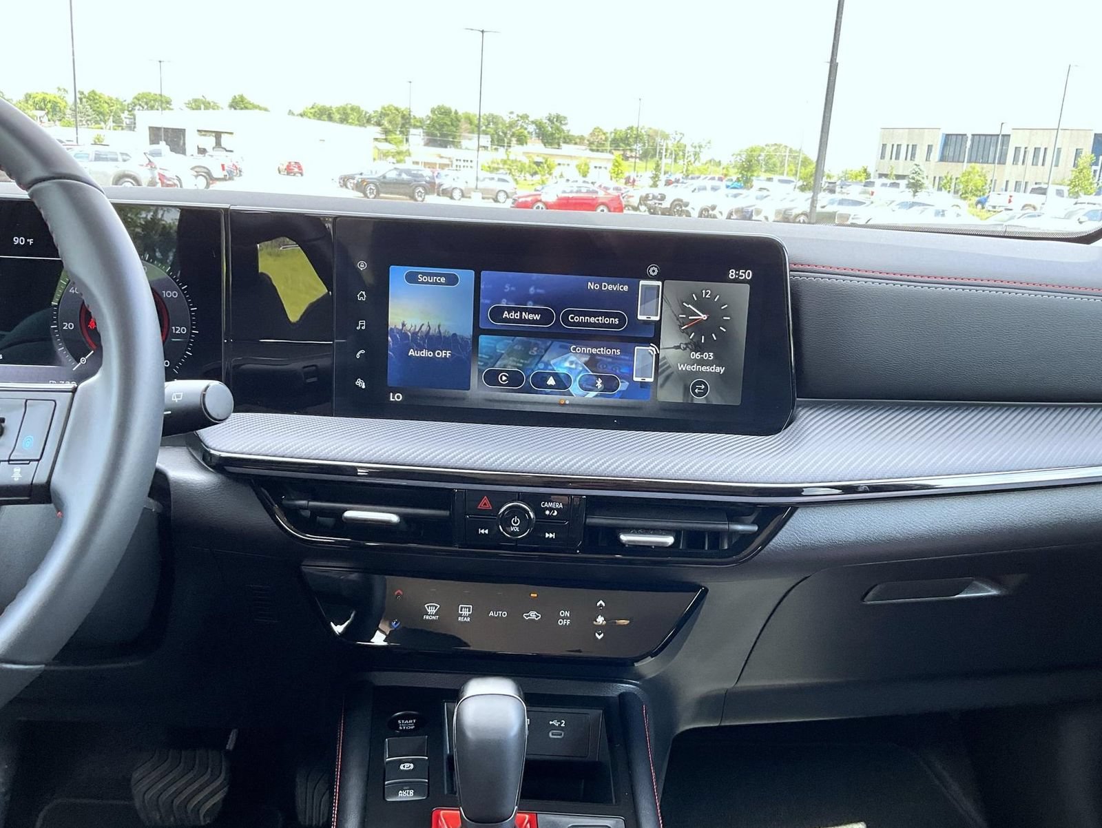 Certified 2025 Nissan Kicks SR AWD/4WD image 13