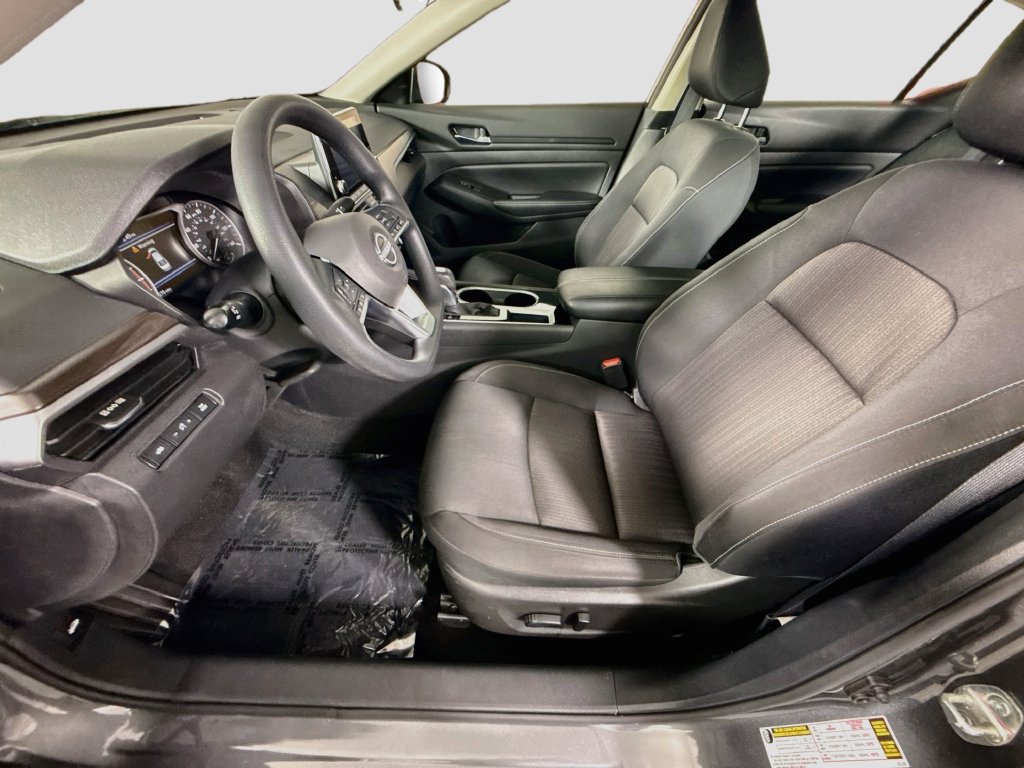 Certified 2024 Nissan Altima 2.5 SV FWD image 24