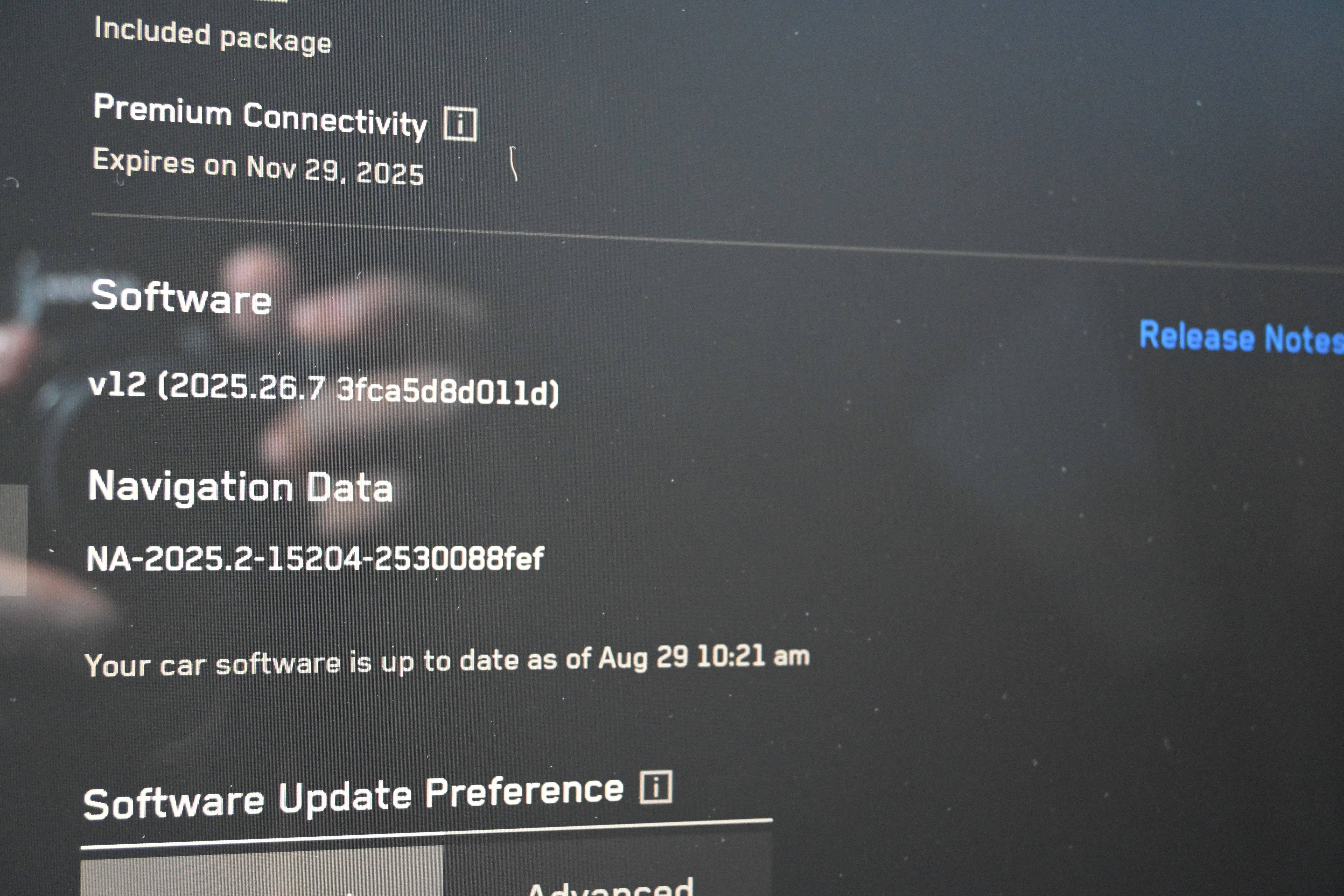 Used 2024 Tesla Cybertruck AWD Crew Cab image 26