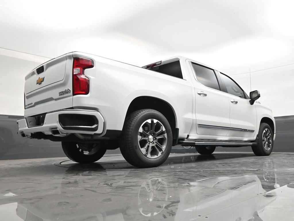 Used 2024 Chevrolet Silverado 1500 High Country w/ Technology Package RWD image 24