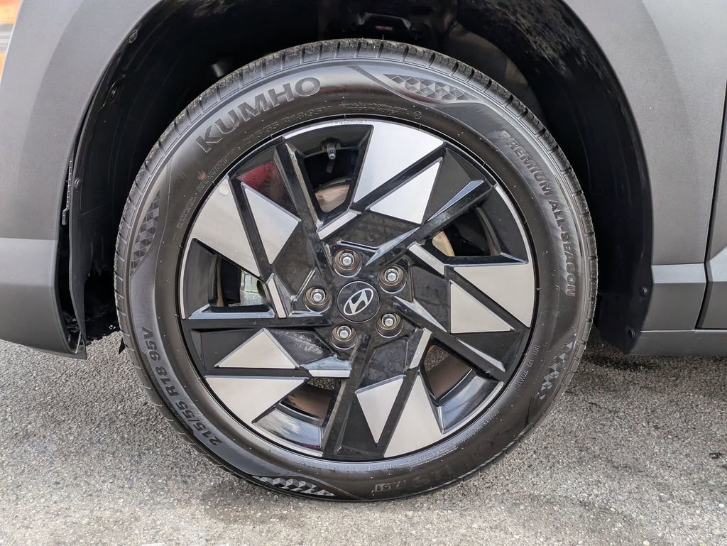 Used 2025 Hyundai Kona SEL FWD image 31