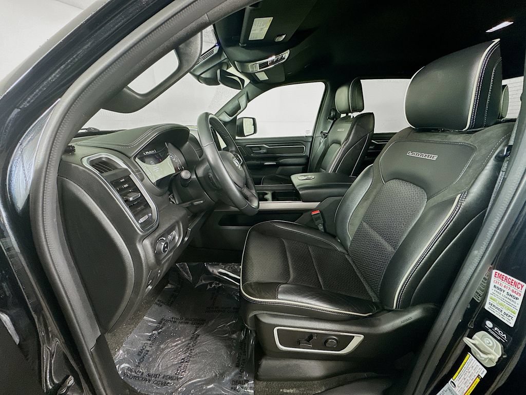 Used 2023 RAM 1500 Laramie AWD/4WD image 33