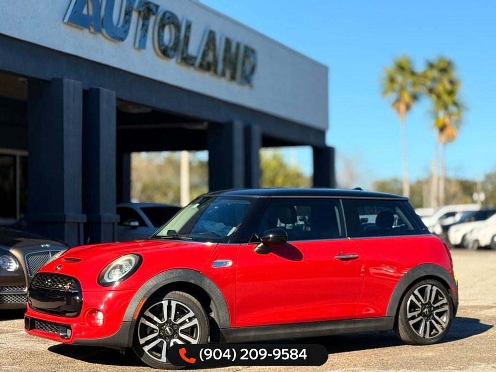 Used 2019 MINI Cooper S w/ Premium Package image 1