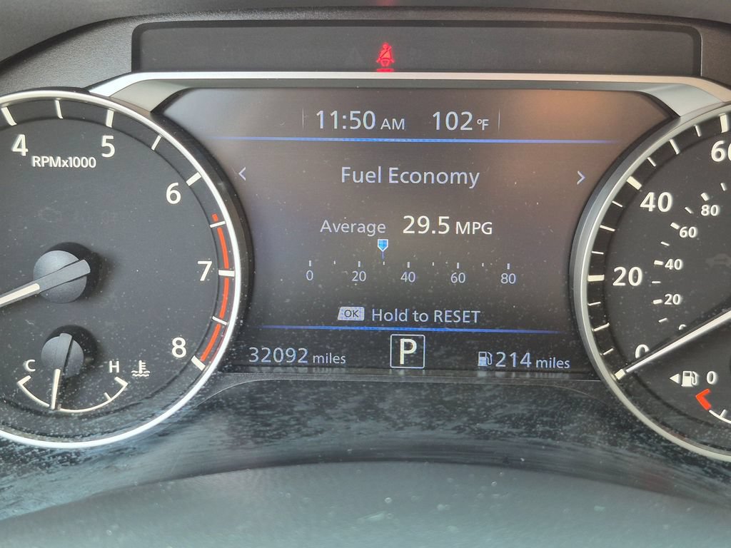 Used 2023 Nissan Altima 2.5 SR w/ SR Premium Package FWD image 36