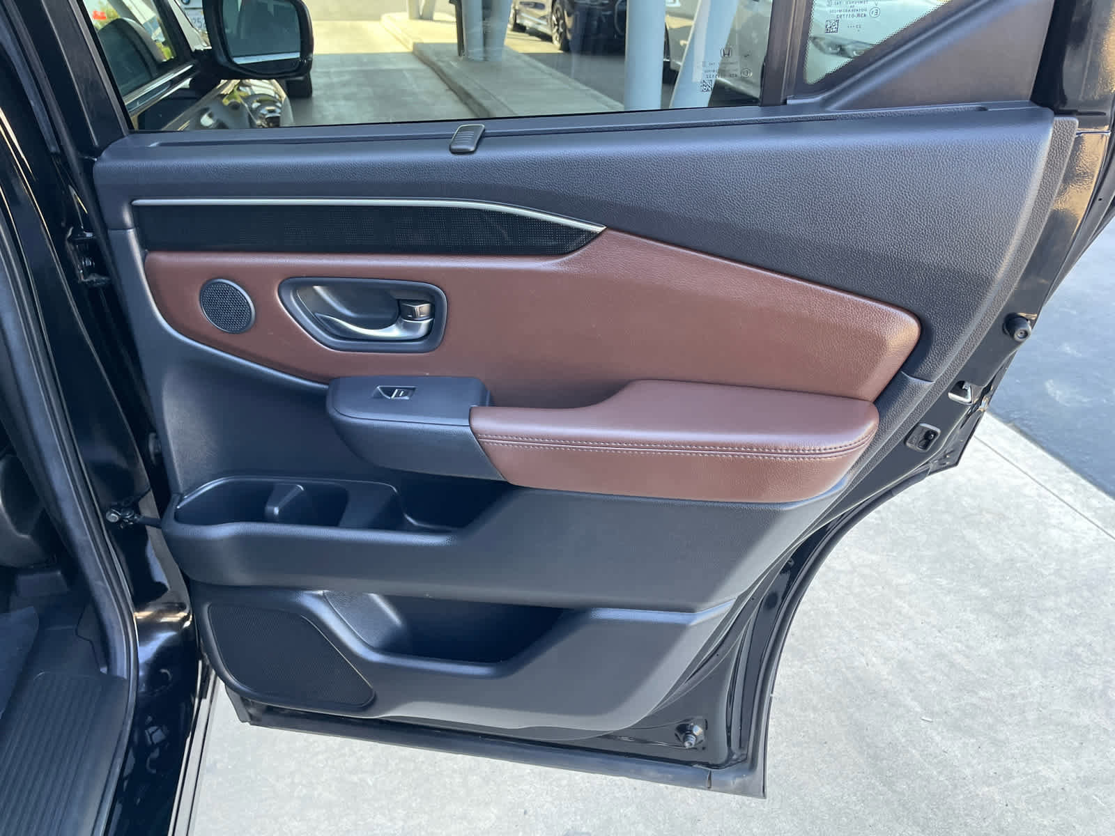 Used 2025 Honda Pilot Elite image 15