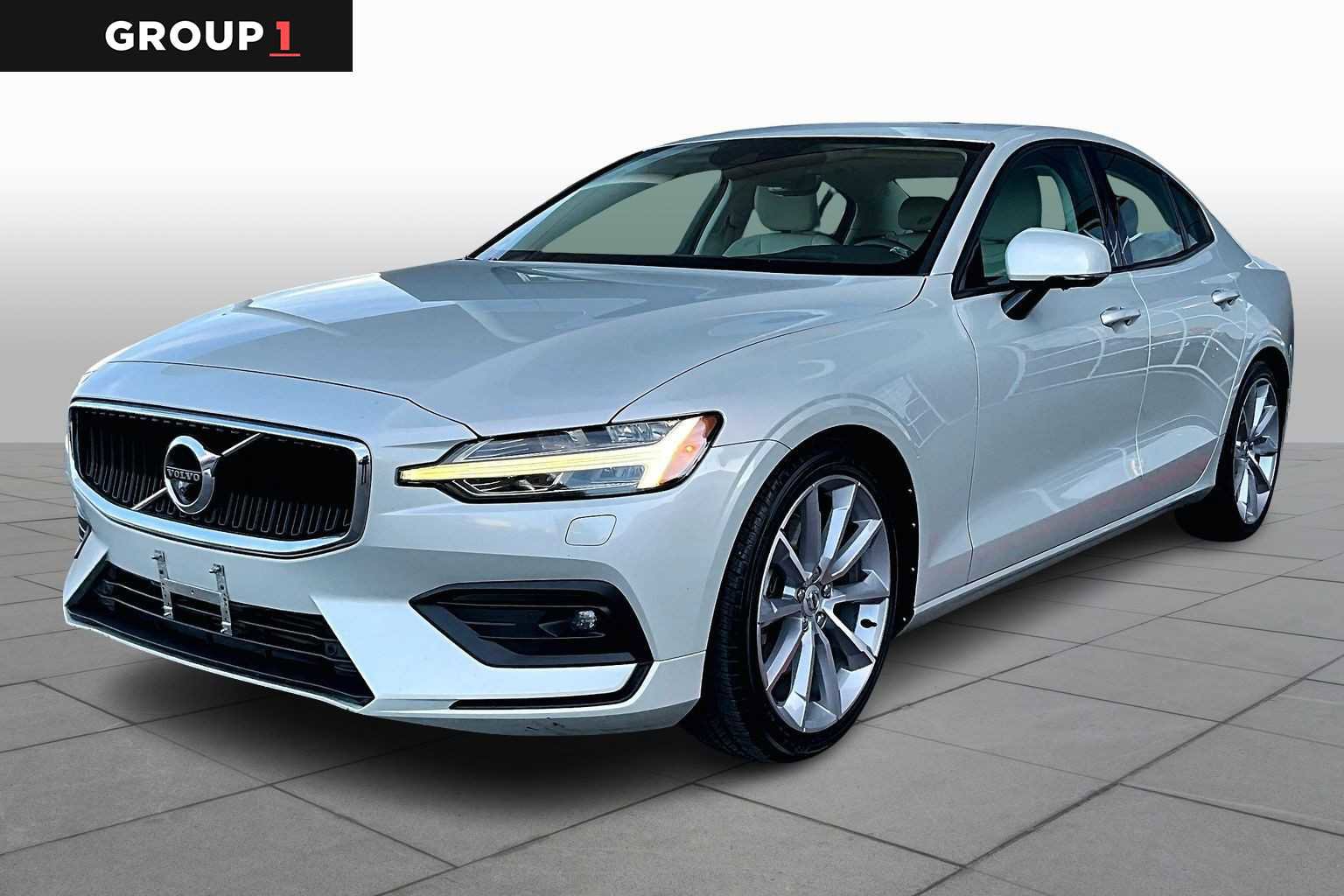 Used 2020 Volvo S60 T5 Momentum