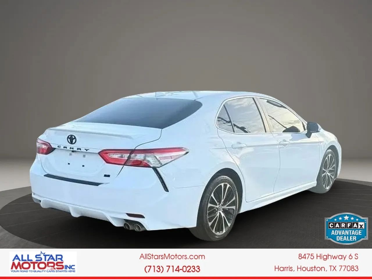 Used 2020 Toyota Camry SE w/ Carpet Mat Package FWD image 6