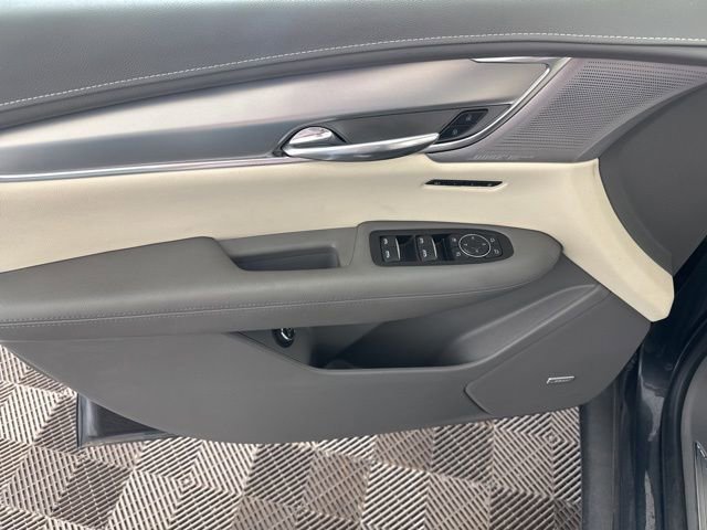 Used 2021 Cadillac XT5 Premium Luxury AWD/4WD image 19
