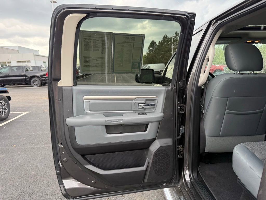 Used 2016 RAM 1500 Big Horn AWD/4WD image 35