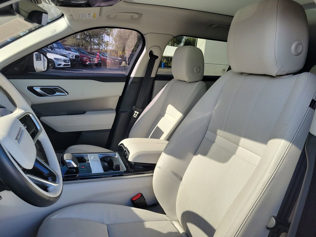 Used 2022 Land Rover Range Rover Velar S AWD/4WD image 24