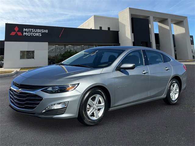 Used 2024 Chevrolet Malibu LT image 1