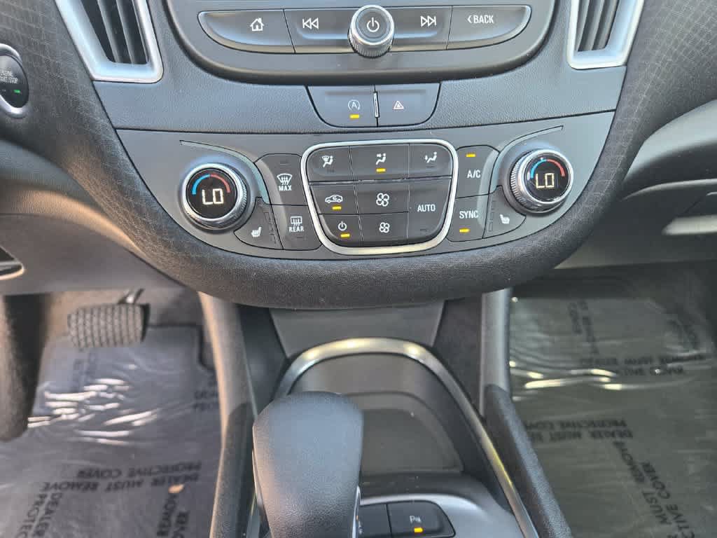 Used 2024 Chevrolet Malibu LT FWD image 14