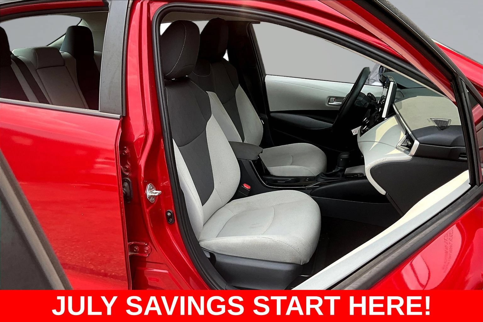 Used 2020 Toyota Corolla LE FWD image 29
