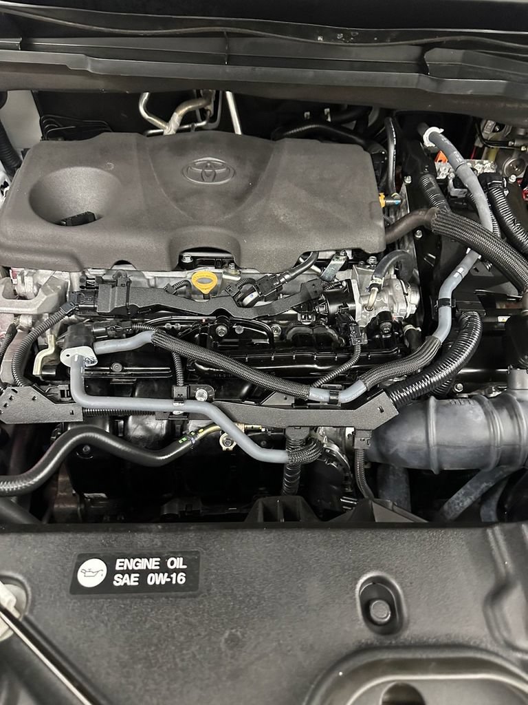 Used 2022 Toyota Sienna XLE w/ XLE Plus Package FWD image 7