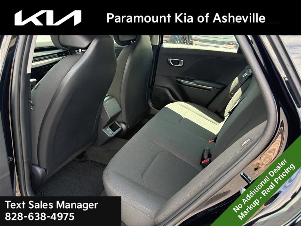 New 2026 Kia K4 FWD image 19