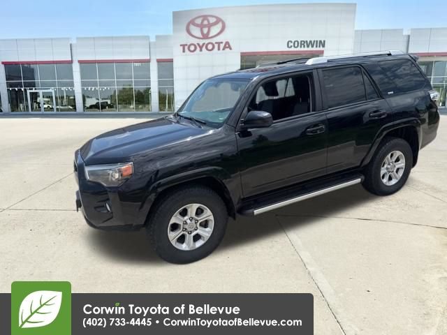 Used 2016 Toyota 4Runner SR5 AWD/4WD image 35