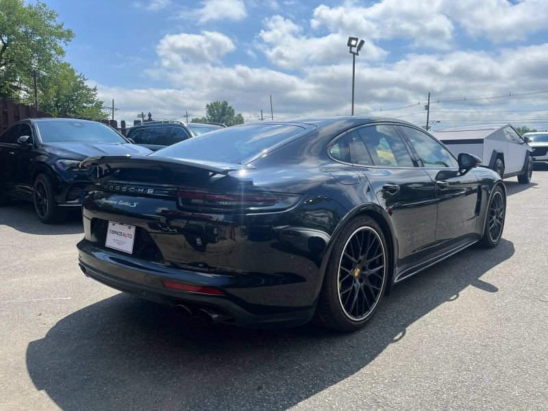 Used 2018 Porsche Panamera Turbo S AWD/4WD image 9