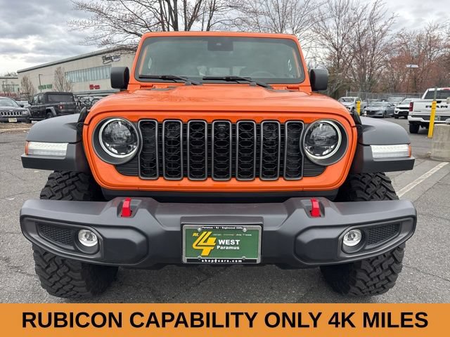Used 2025 Jeep Gladiator Rubicon w/ Technology Group AWD/4WD video 2