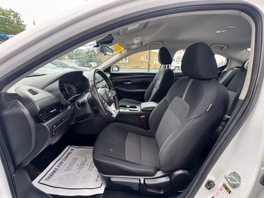 Used 2024 Nissan Sentra SV w/ All-Weather Package FWD image 9